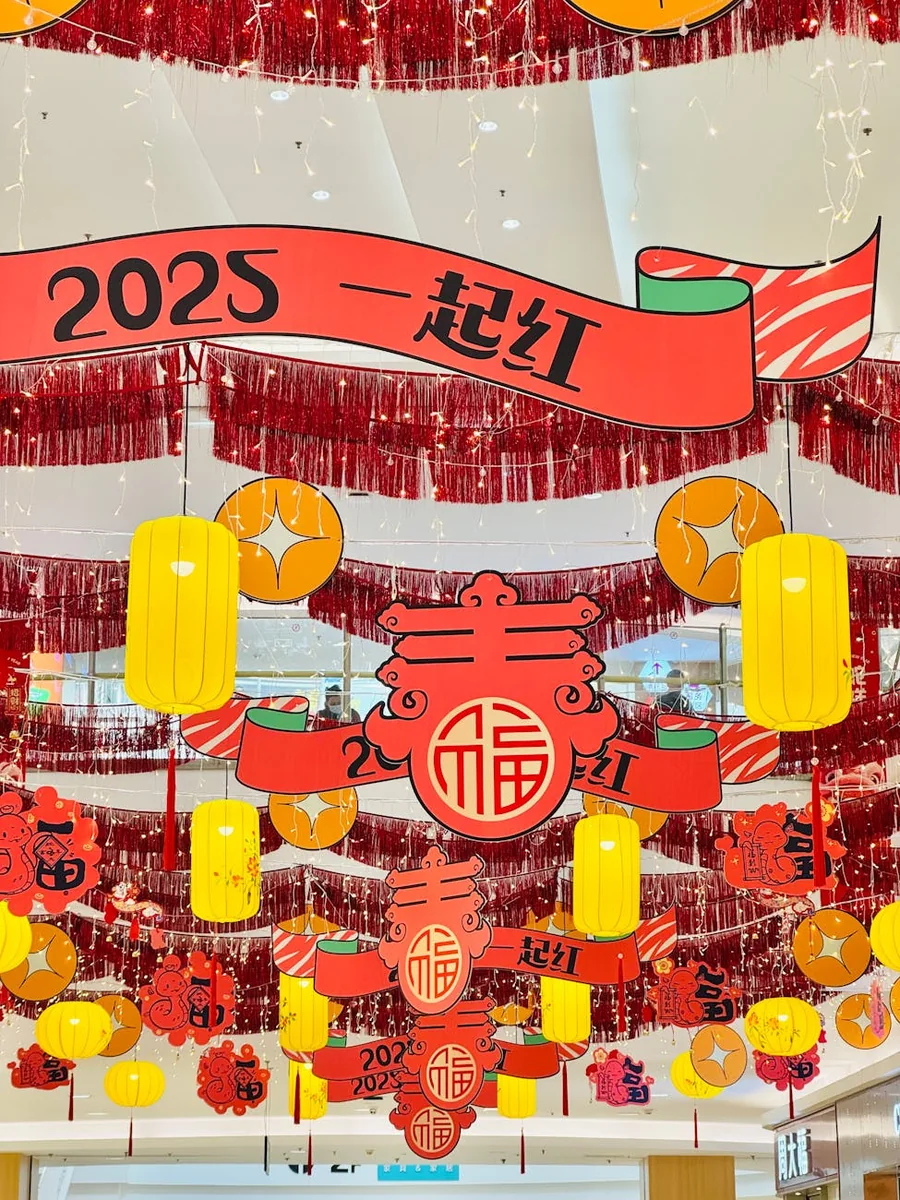追更榜条目的排列示意，展示题材频道与排序依据的对应关系